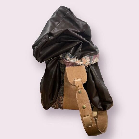 Vintage Tapestry Carpet Large Crossbody Tote Bag, Leather Lined Divided Section - Picture 7 of 16